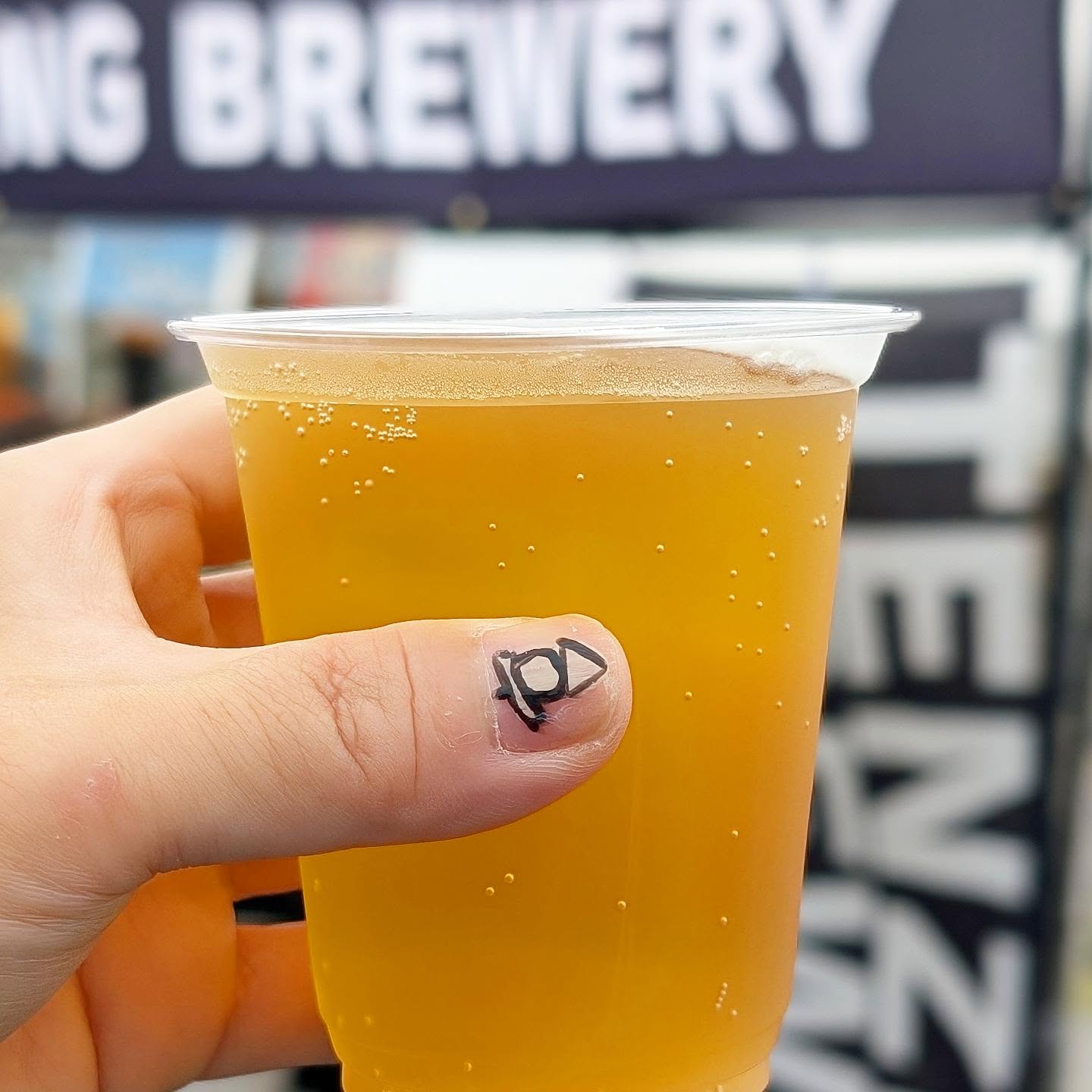 山本ホップが頂いたTENZING BREWERYの「KAMONOSUKE GOLDEN ALE」
