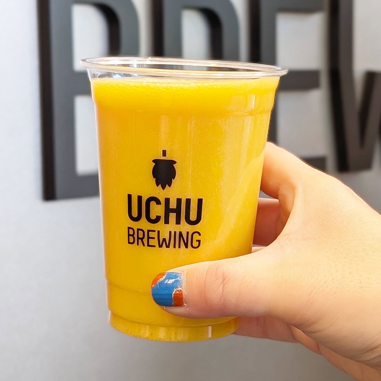 山本ホップが頂いたうちゅうブルーイングの「宇宙PARADISE Tropical Smoothie Sour」