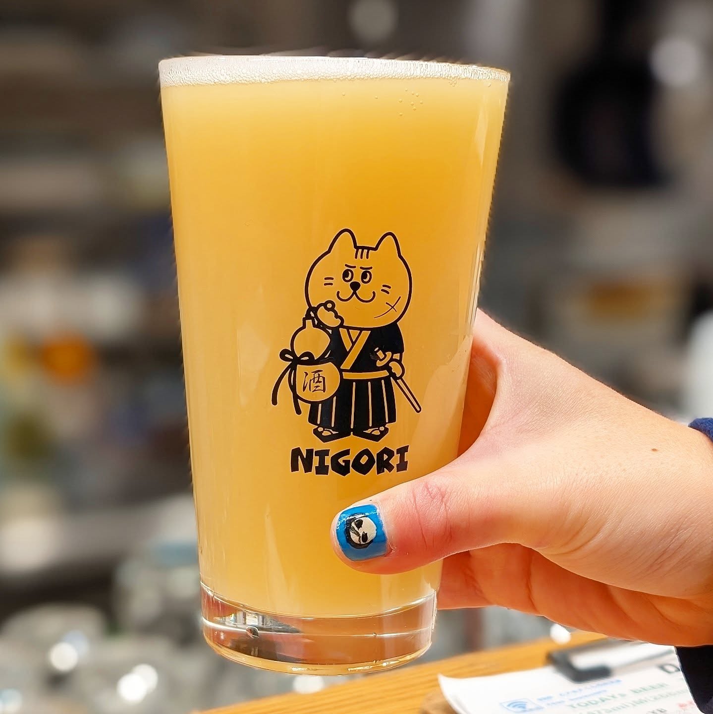 山本ホップが頂いたNEKOBEERの「〜吾輩はヘイジーである 名前はまだニャい〜 DDH HAZY IPA」